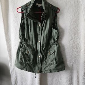 41 Hawthorn Olive Green Sleeveless Utility Vest